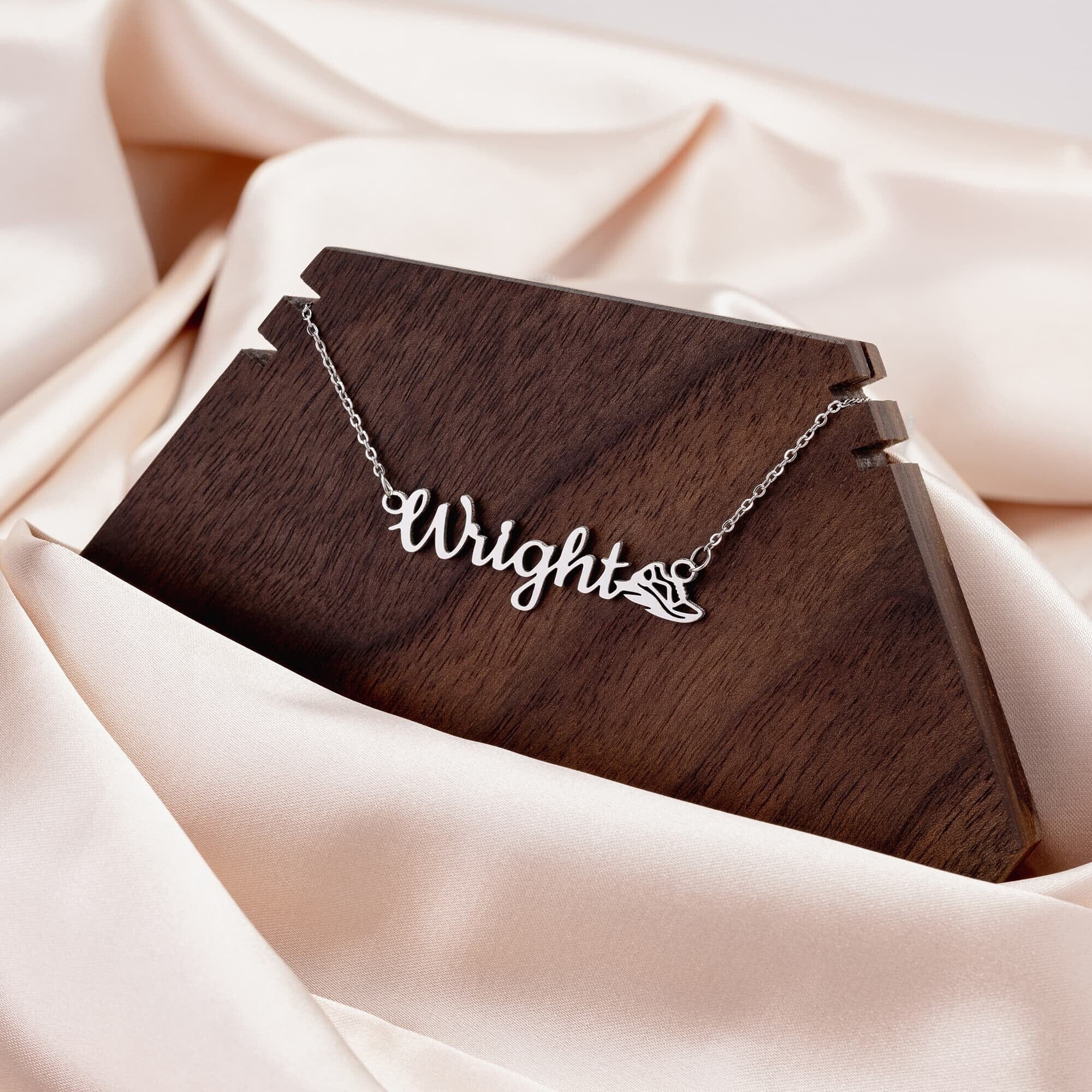 Sports Mom Customized Name Necklace